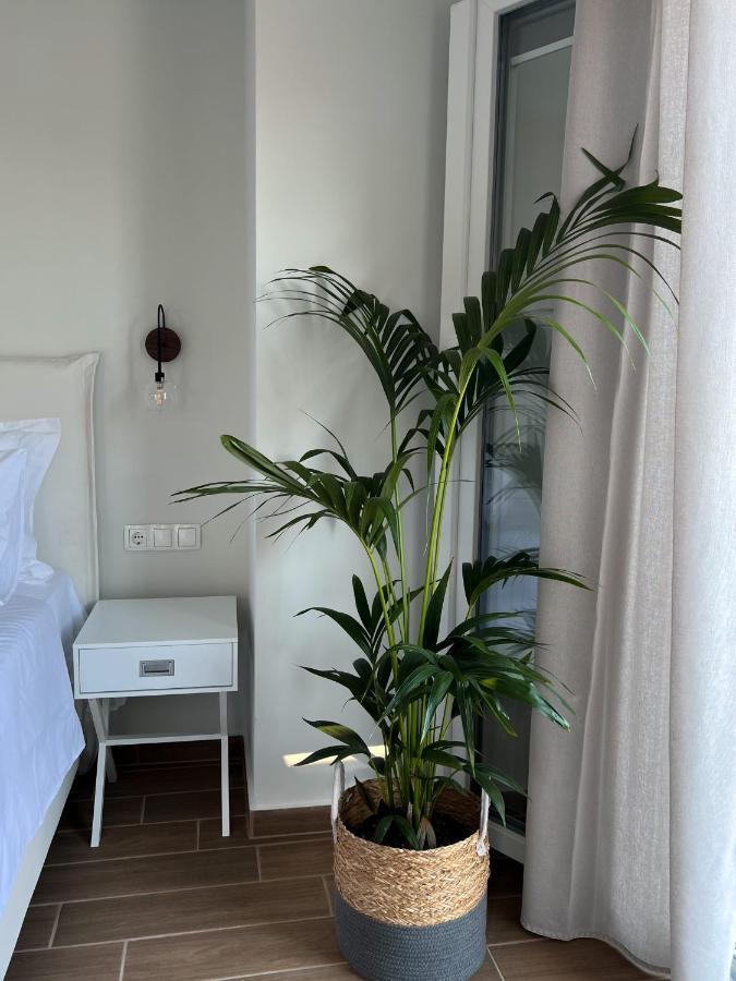 The Nook Suite Ермополи Екстериор снимка